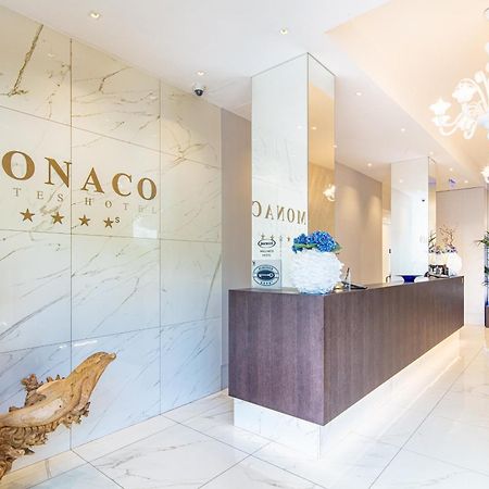 Monaco Suites Hotel Lignano Sabbiadoro Kültér fotó