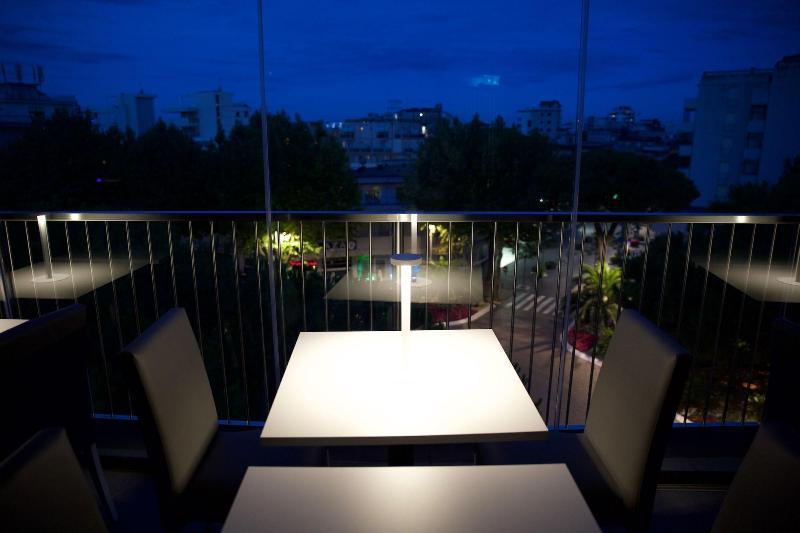 Monaco Suites Hotel Lignano Sabbiadoro Kültér fotó