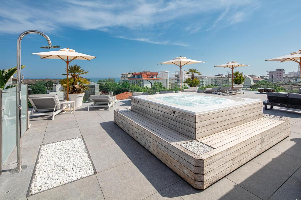 Monaco Suites Hotel Lignano Sabbiadoro Kültér fotó