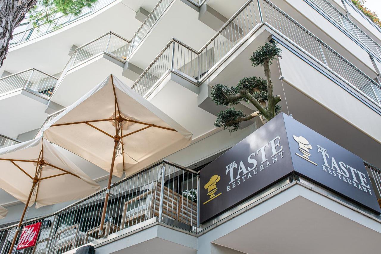 Monaco Suites Hotel Lignano Sabbiadoro Kültér fotó